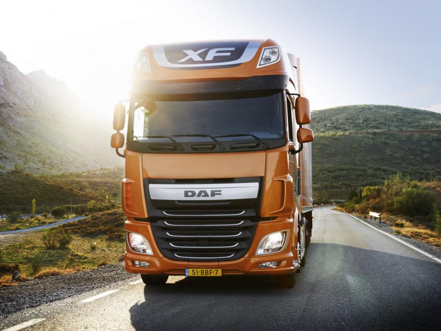  DAF XF106 2013 года  (фото 15 из 17)